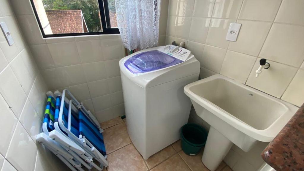 Bombas/ Bombinhas, A 50M Do Mar, Apartamento 2 Quartos, Com Churrasqueira Na Sacada, Ar E Wi-Fi Luaran gambar