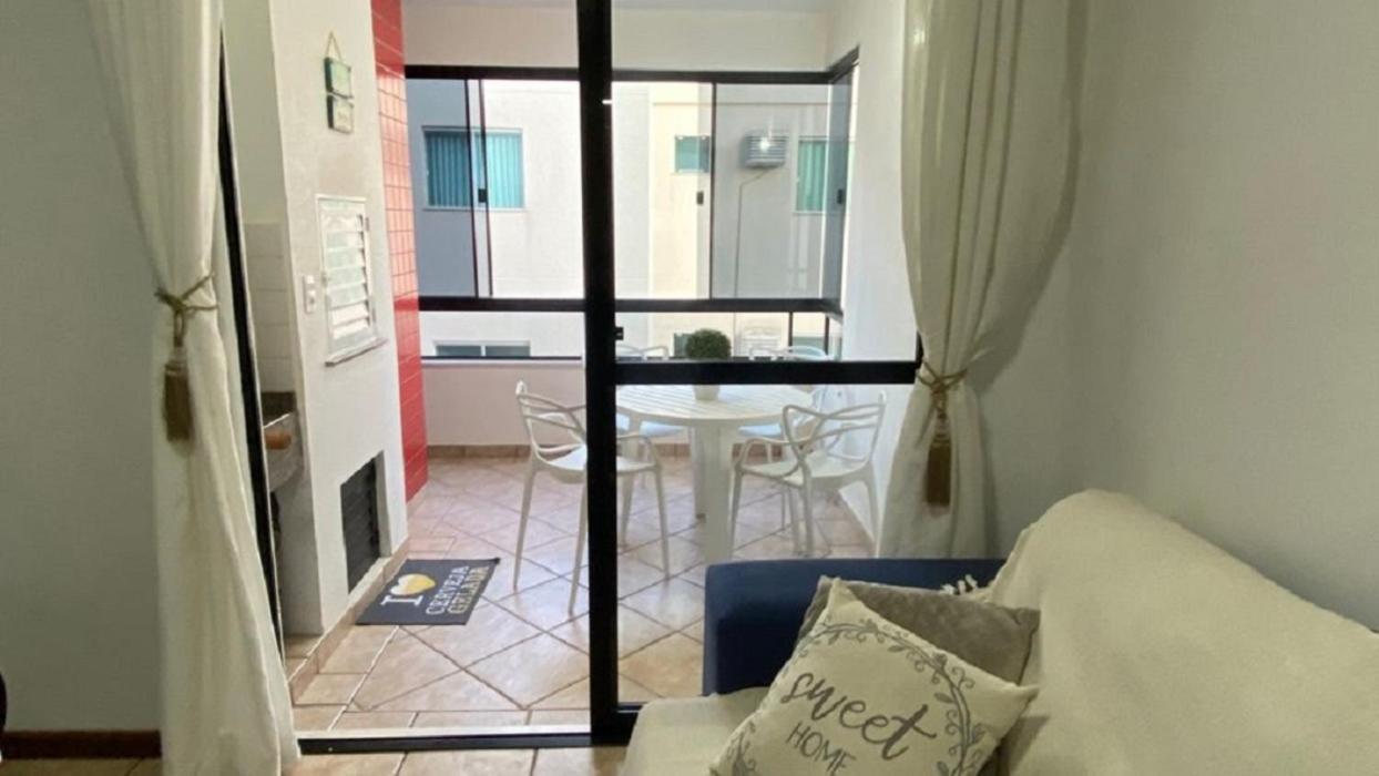 Bombas/ Bombinhas, A 50M Do Mar, Apartamento 2 Quartos, Com Churrasqueira Na Sacada, Ar E Wi-Fi Luaran gambar